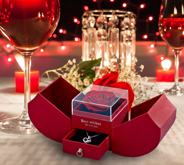 LoveBloom Apple Necklace 🍎