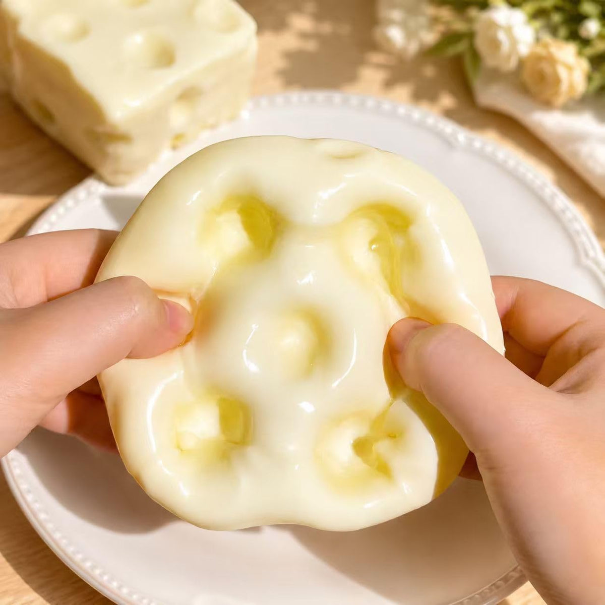 Cheezzy™ — Satisfying Cheese Squishy
