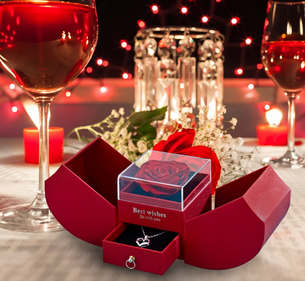 LoveBloom Apple Necklace 🍎